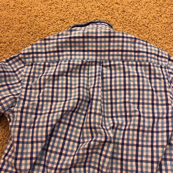 Vineyard Vines Boys Dress Shirt M 12-14 - Picture 5 of 5